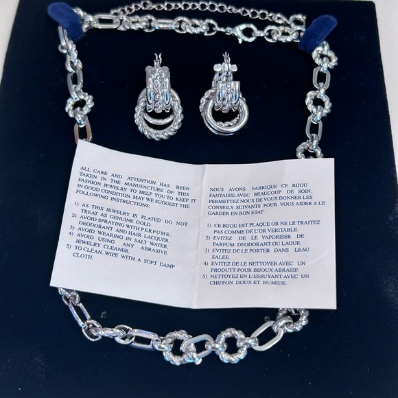 Personal accents vintage necklace and textured hoop earrings set. Never used. - Picture 3 of 5